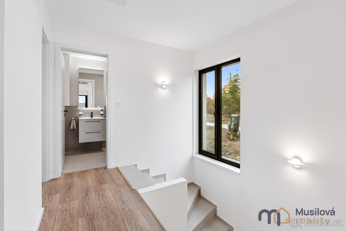 Prodej rodinného domu 150 m, pozemek 636 m - 17