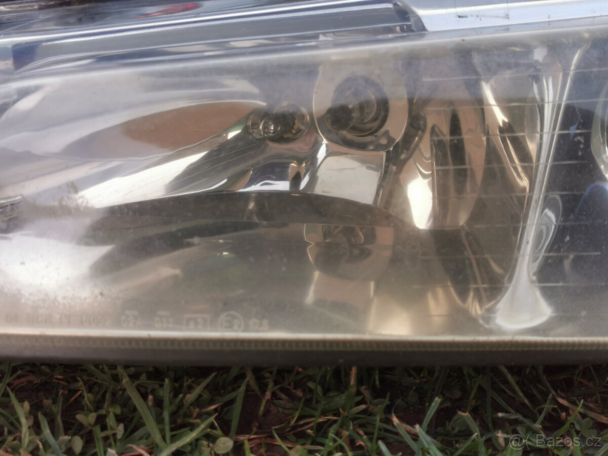 leve predni svetlo peugeot 406 coupe - 17