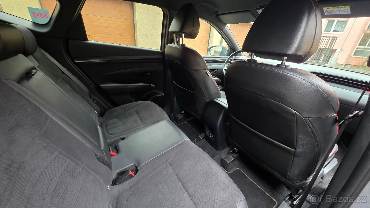 Tucson Nline s černou střechou - 17