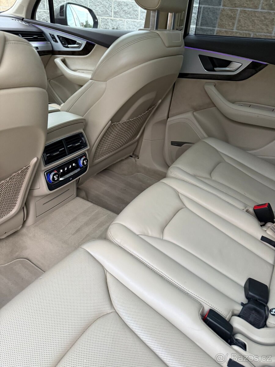 Audi Q7 3.0 TDi S line 200kw EXCLUSIV - 17