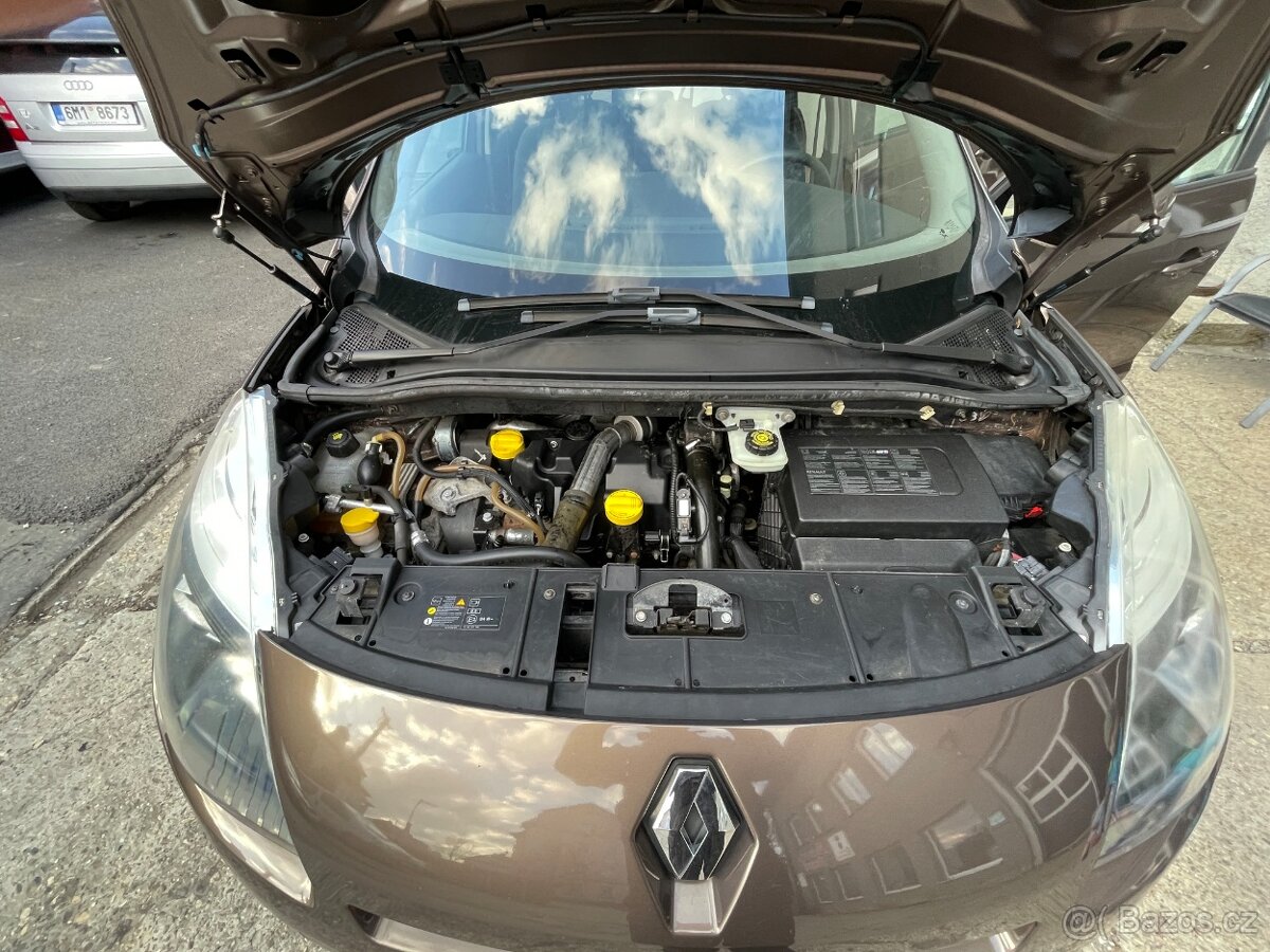 RENAULT GRAND SCÉNIC 1.5dCi - 17