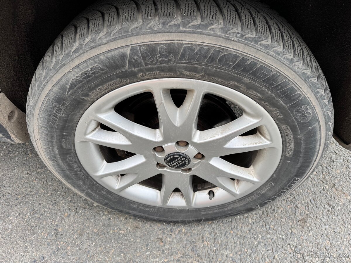 Volvo XC90 2.4D5 Diesel 120kw,AWD,Manuál,STK:7/2027,4X4 - 17