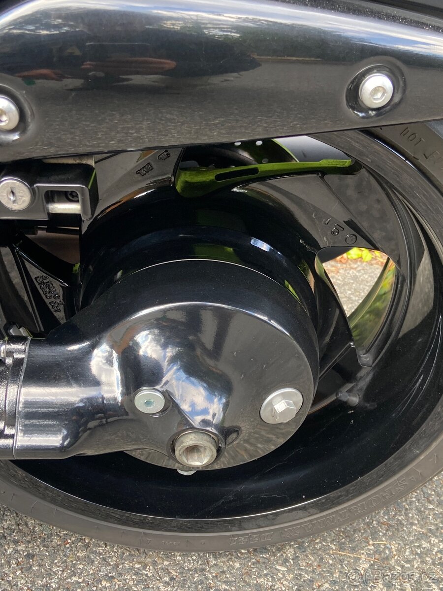 Suzuki intruder VZR 1800 Boss Boack Out Eu - 17