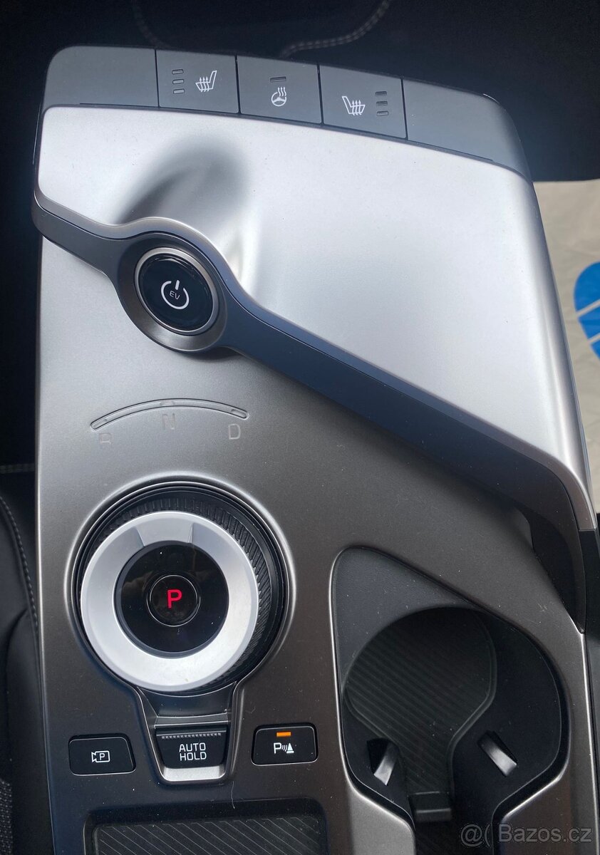 Kia EV6, 58 kW, 2023, ZÁRUKA do 2030 - 17