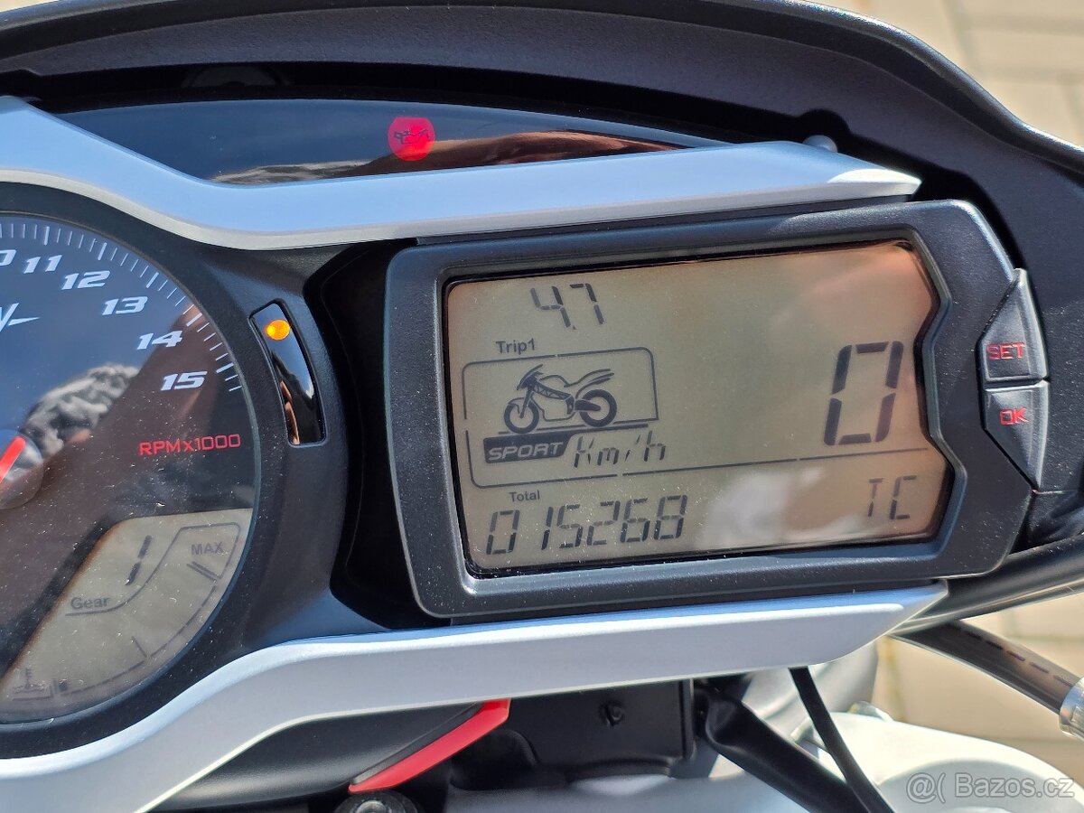 MV Agusta Brutale 990 R, původ ČR - 17