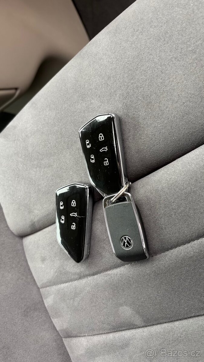 VW Multivan T7 2.0 TDI, Edition, 6/2024, IQ LED, tažné, DPH - 17