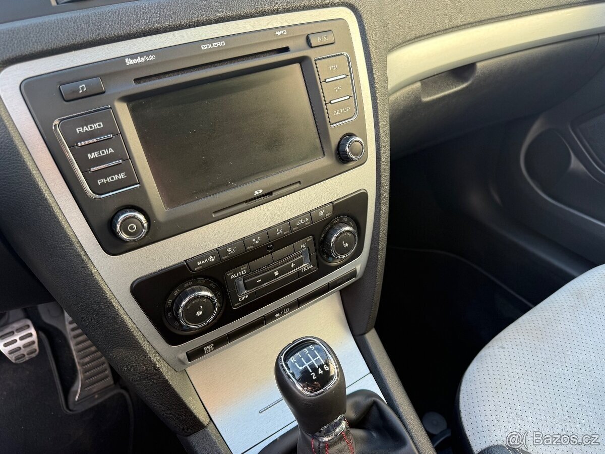 Škoda Octavia combi RS 2.0 147kw rok- 2009 - 17