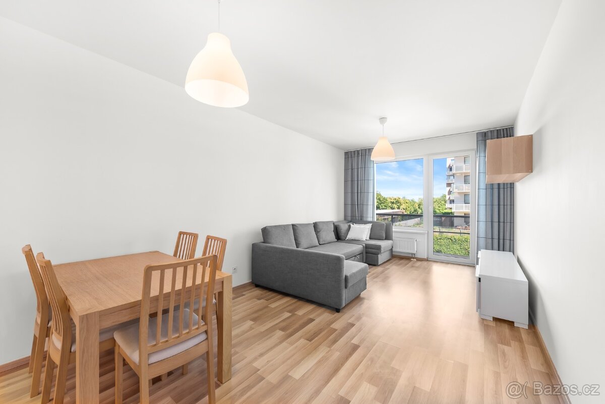 2+kk Praha 3 + parking - 17