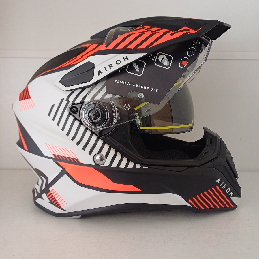 Enduro moto přilba Airoh COMMANDER - 17