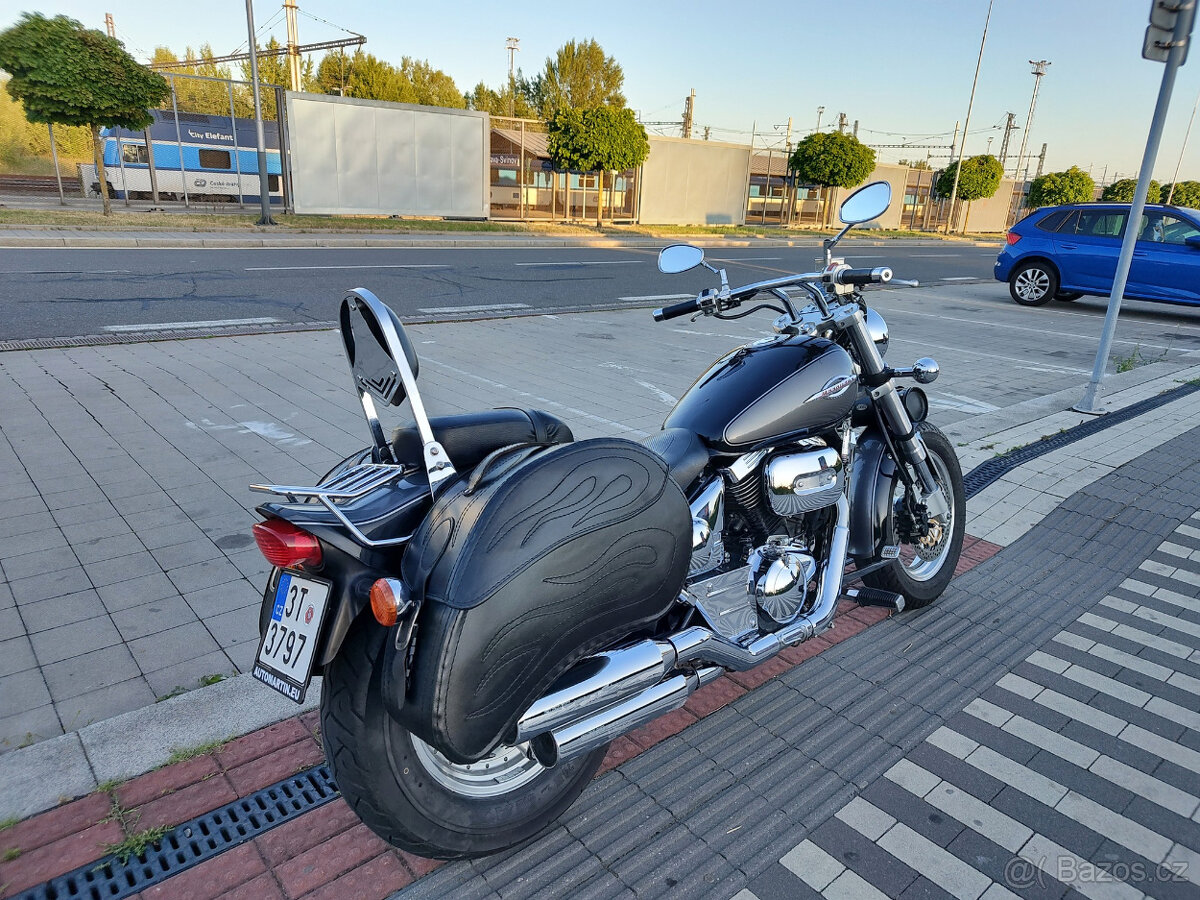 Suzuki VZ 800 MARAUDER - 17