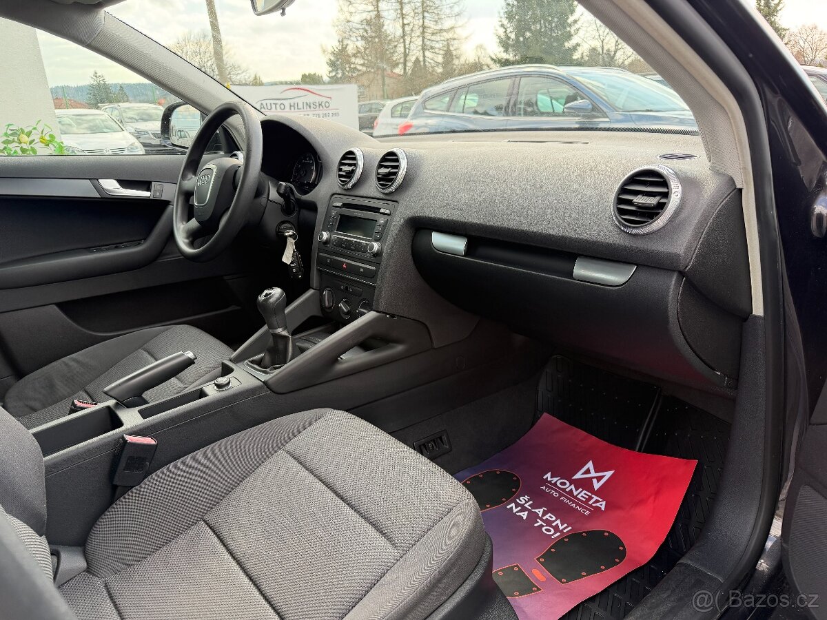 Audi A3 1,6 MPi 75 kw Sportback - 17