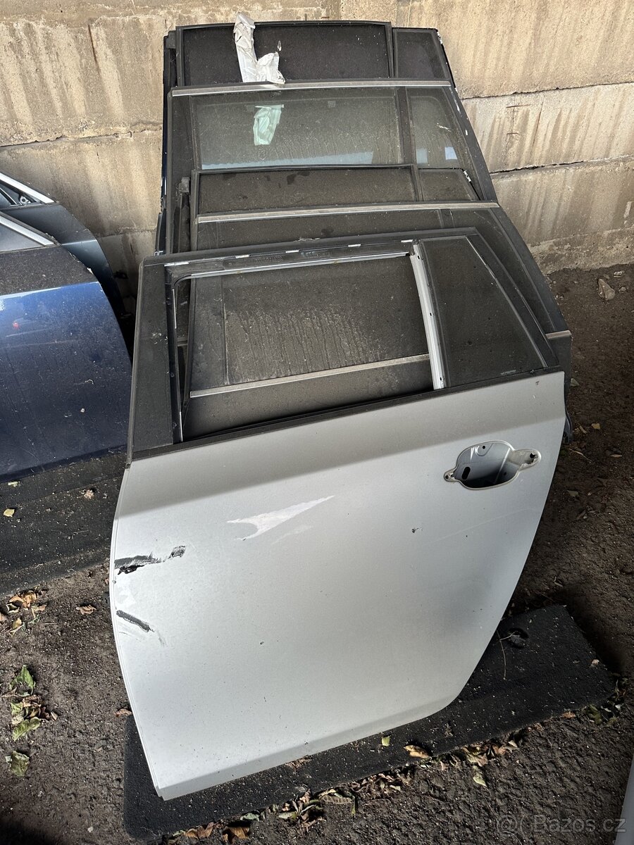 Dveře pro BMW E60/E61 - 17