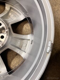 6x139.7 R20 Dodge RAM 1500 5.generace + senzor - TOP - 17