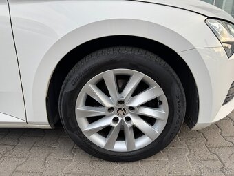 Škoda Superb 3 2.0 TDI 147kW 4x4 DSG Tažné Webasto Navi DAB - 17