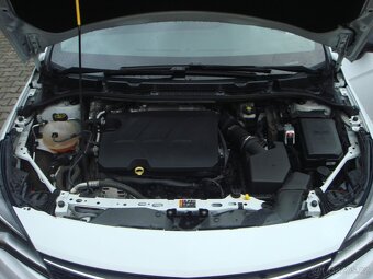 Opel Astra K sport tourer 1.5cdti 77kw 11/2021 DPH 125tkm - 17