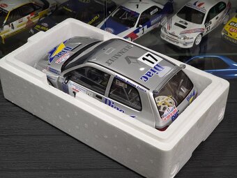 Renault Clio Maxi TDC 1995 1:12 OttoMobile - 17