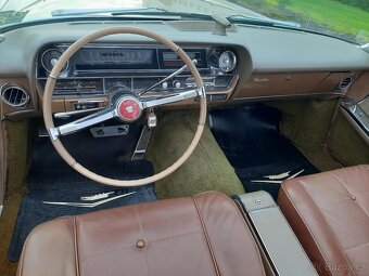 1963 Cadillac Series 62 Convertible - 17