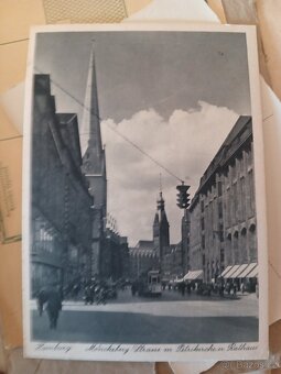 Mix různých dokumentů pohlednic a známek - 17