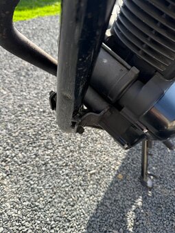 Kawasaki TR 250 - 17