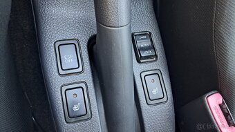Suzuki SX4, 1.6i / 4x4 STYLE - 17