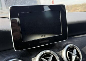 Mercedes-Benz Třídy A 1,6 A 180 AUTOMAT F1 LED ČR benzín - 17