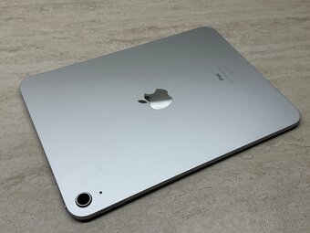 Apple iPad 10.9 (2022) 64GB Wi-Fi Silver, 100%, 0 cyklov - 17