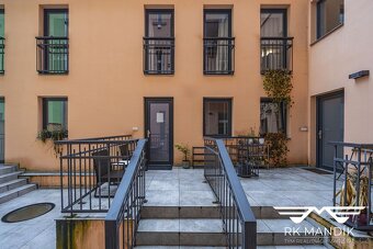 Prodej byty 2+kk, 42 m² - Praha - Karlín, ev.č. 717 - 17