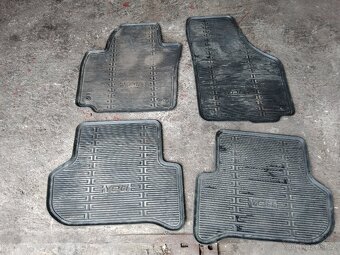 Škoda Yeti 1.4 TSI - díly - 17