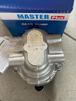 Prodám traktor Belorus 320 a ND díly na  Belorus 320 - 17