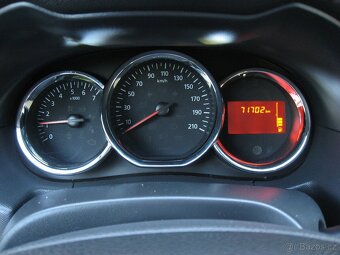 Dacia Duster 1.2i TCe 125PS Prestige - 17
