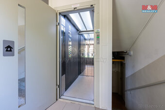 Prodej bytu 3+1, 59 m², Chodov, ul. U Porcelánky - 17