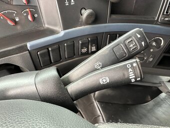 Volvo FH13 400 4x2 / Lowdeck / Full air / Euro 5 - 17