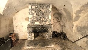 Třebíč, dům v Židovské čtvrti se zahrádkou k náplavce - 17