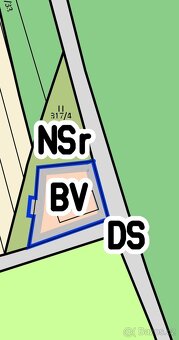 Stavební pozemek 735m2 + obytný kontejner - 17