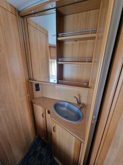 KRÁSNÝ A UDRŽOVANÝ KARAVAN FENDT 510 - 17
