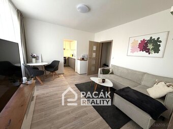 Pronájem luxusně zrekonstruovaného bytu 2+1, 45 m² - Olomouc - 17