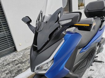 Honda Forza 125 Smart Box-modrá - 17