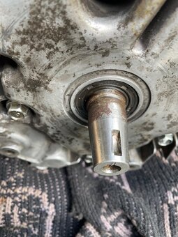 Honda GXV 160. Čtyřtakt. , na Vari - Terra system. - 17