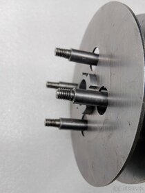 ČZ PŘEDVÁLEČNÁ 175 250 500 STŘED SPOJKY ORIGINÁL - 17