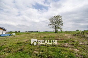 Prodej stavebního pozemku s úžasnými výhledy v Hnojníku o ve - 17