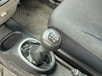 Daihatsu Sirion  1.3 Eco  4x4 - 17