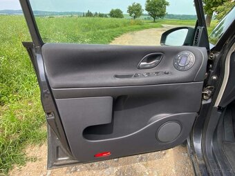 Renault Espace 2.0DCi 110kW 7 míst klima navigace 213tkm - 17