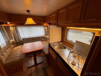 Karavan Wilk De Luxe 450 - 17