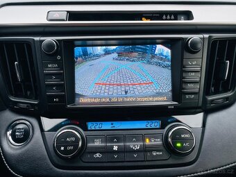 Toyota Rav4 2.0D 105KW MANUÁL 1.MAJITEL KAMERA TAŽNÉ 2WD - 17