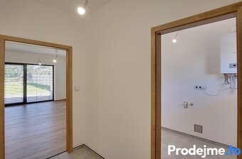 Prodej rodinného domu 3+kk, 81m2 - Hevlín, ev.č. 100030 - 17