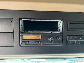 Mercedes-Benz ACTROS 1843 BDF AUTOMAT EURO VI Dhollandia DHS - 17