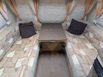 SWIFT STERLING ECCLES 90 RUBY,MOVER,VELKÁ KOUPELNA A POSTEL - 17