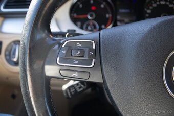 Volkswagen Passat Variant 2.0 TDI 177k Highline 4MOTION DSG - 17