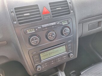 VW TOURAN 1.9TDi 77kW DSG SERVISNÍ KNIHA+PROTOKOL CEBIA - 17