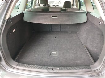 VW GOLF kombi 1.6 TDi 77 kW, r.v.2/2011, najeto 191.950 km - 17